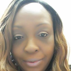 Meet your Posher, Latosha